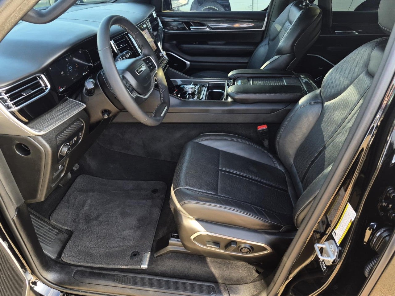 2022 Jeep Wagoneer Series III 4x4