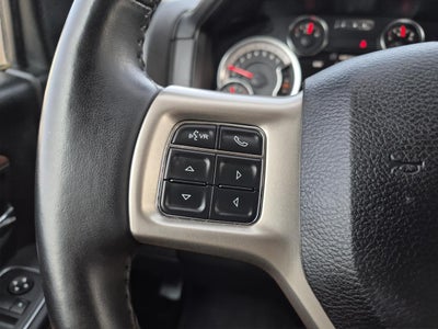 2018 RAM 1500 Laramie Crew Cab 4x4 5'7" Box
