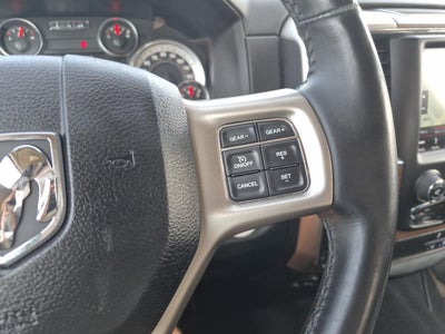 2018 RAM 1500 Laramie Crew Cab 4x4 5'7" Box