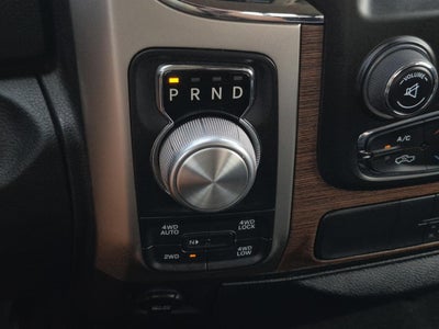 2018 RAM 1500 Laramie Crew Cab 4x4 5'7" Box