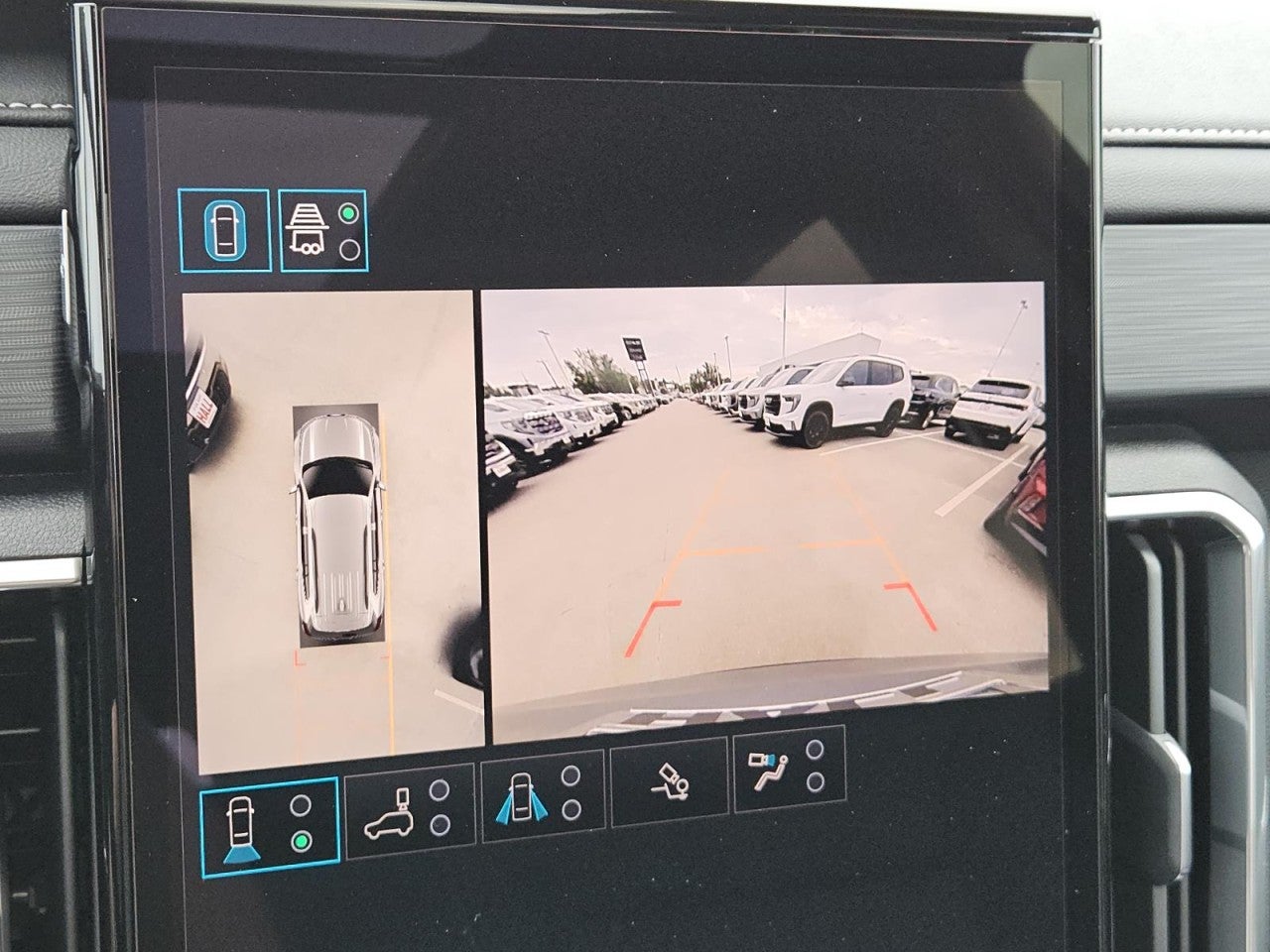 2027 GMC Acadia Elevation