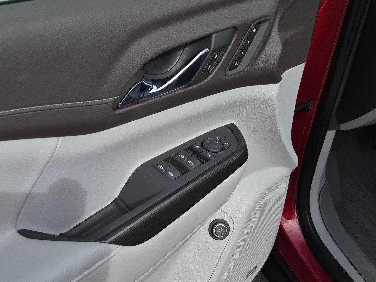 2022 GMC Acadia SLT