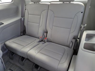 2022 GMC Acadia SLT
