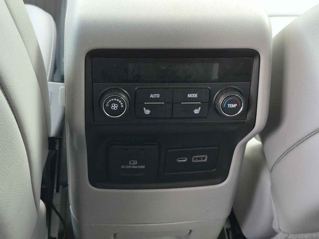 2022 GMC Acadia SLT