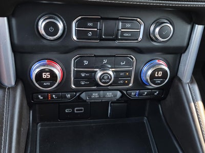 2022 GMC Yukon SLT