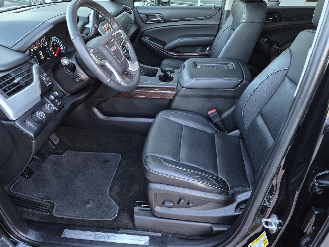 2017 GMC Yukon SLT