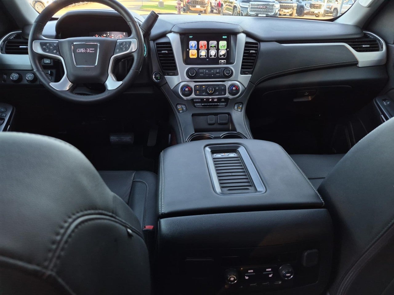 2017 GMC Yukon SLT
