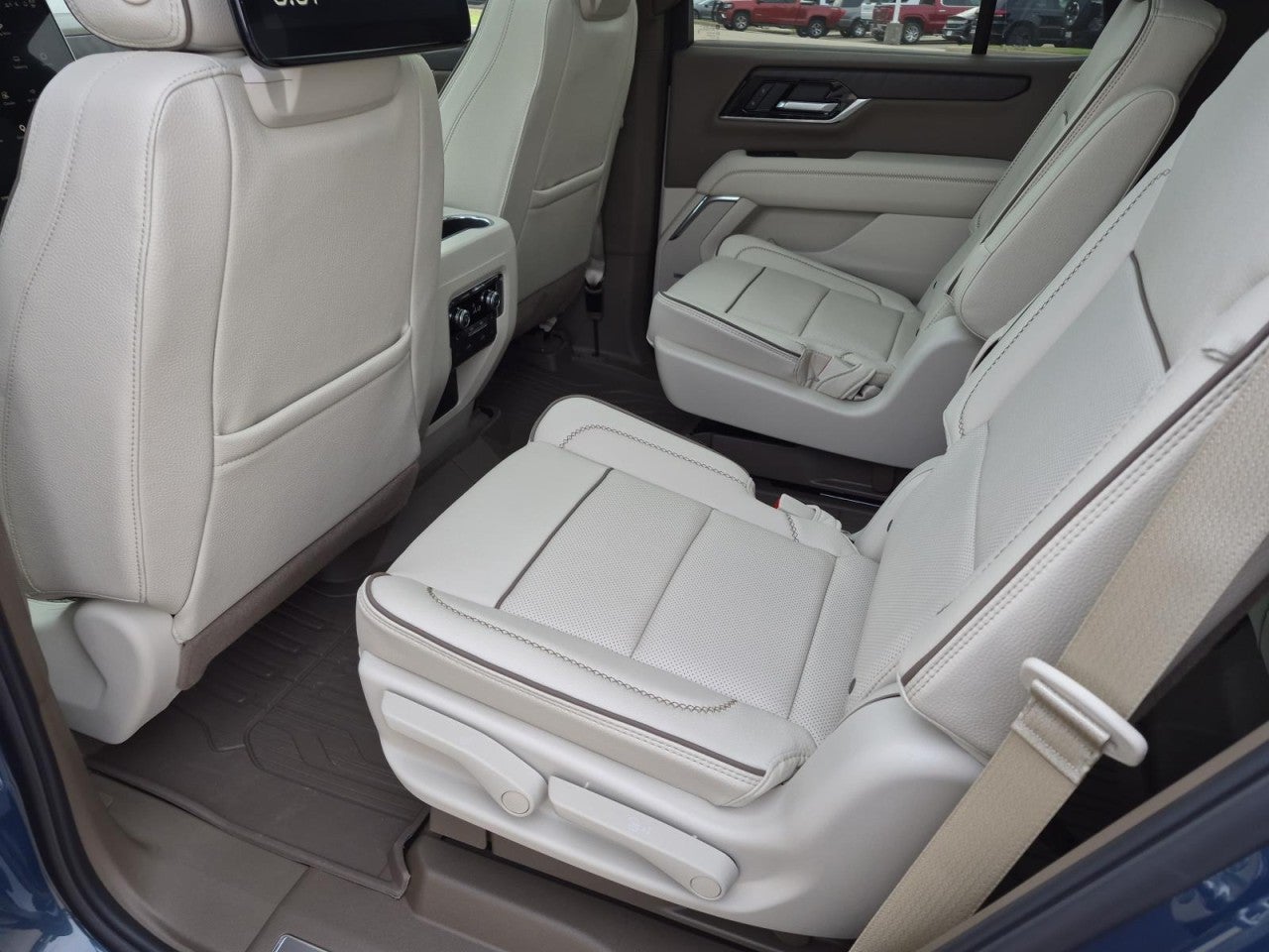 2027 GMC Yukon Denali