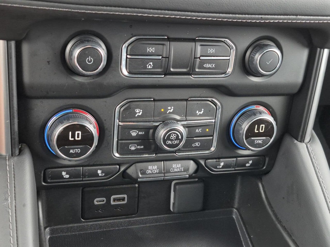 2024 Chevrolet Suburban Z71