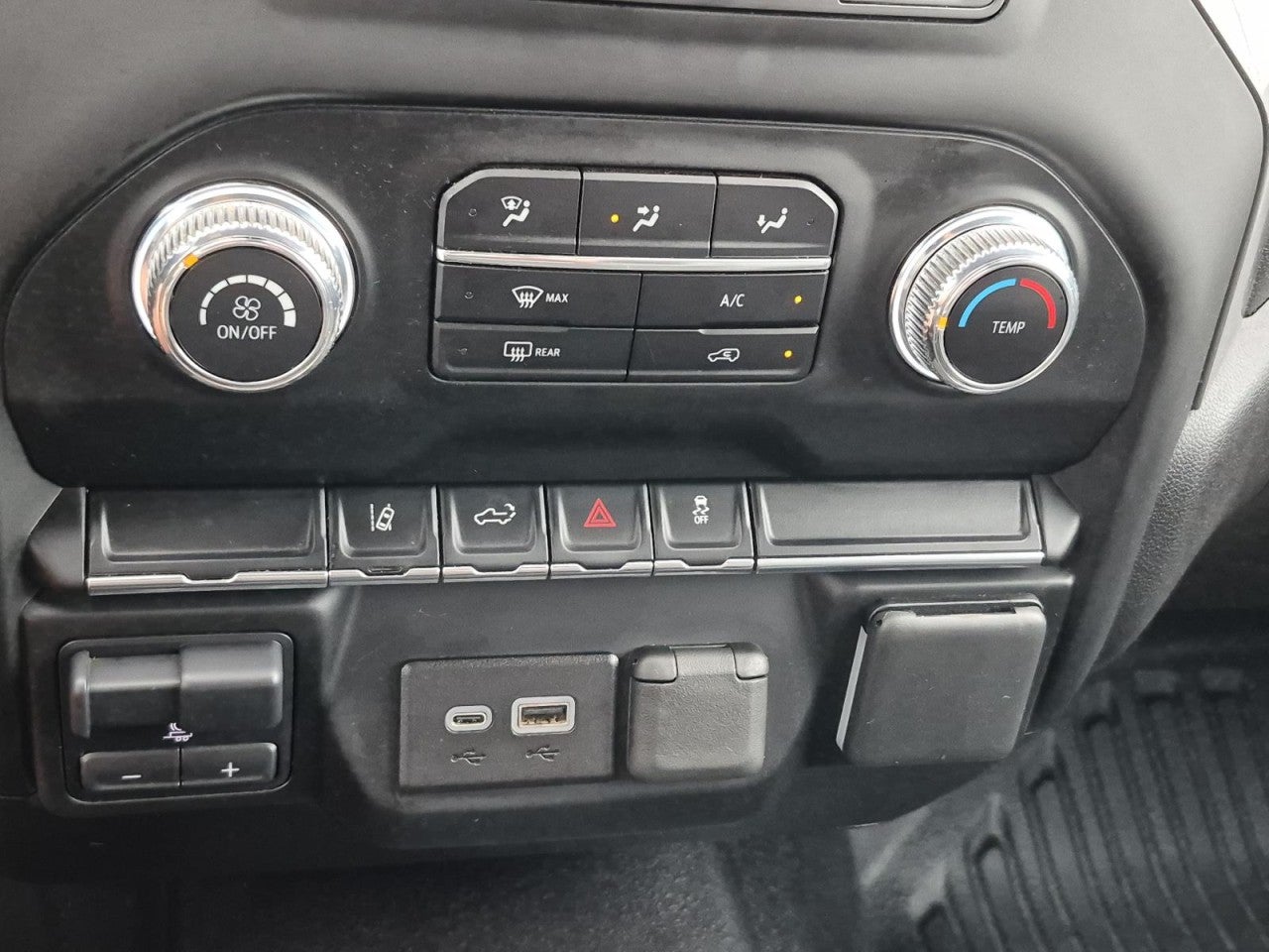 2024 GMC Sierra 3500 HD Pro