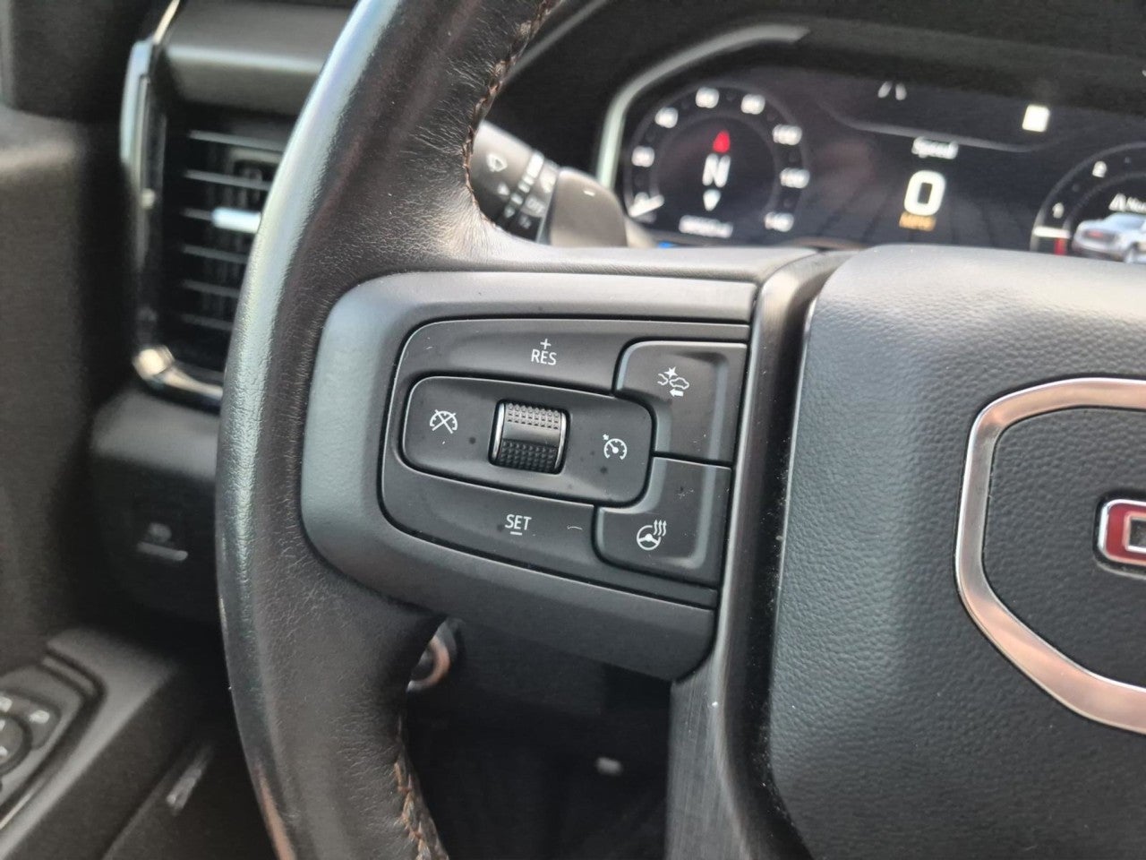 2022 GMC Sierra 1500 AT4
