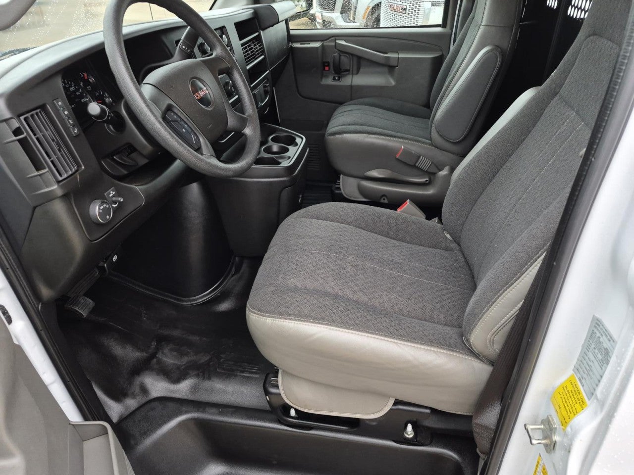 2024 GMC Savana Cargo 2500 Work Van