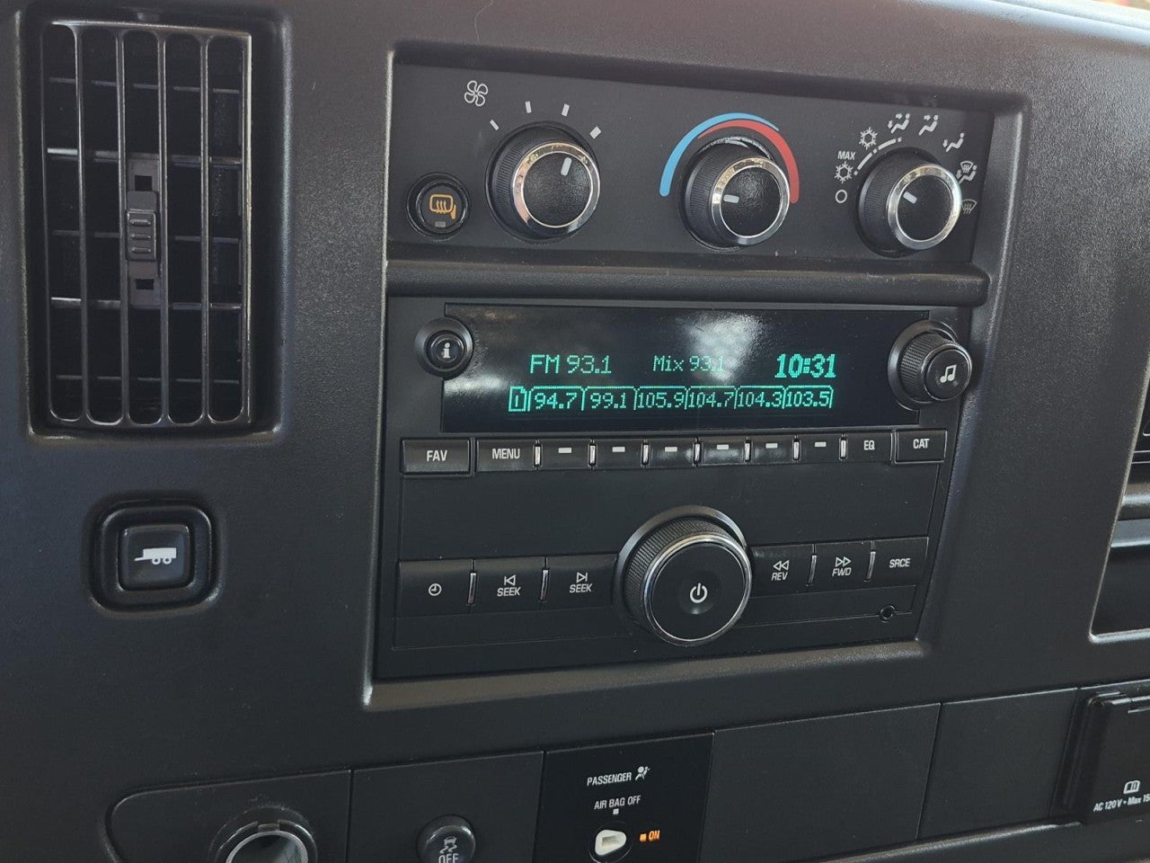 2024 GMC Savana Cargo 2500 Work Van