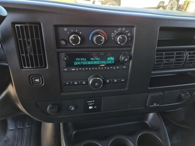 2024 GMC Savana Cargo 2500 Work Van