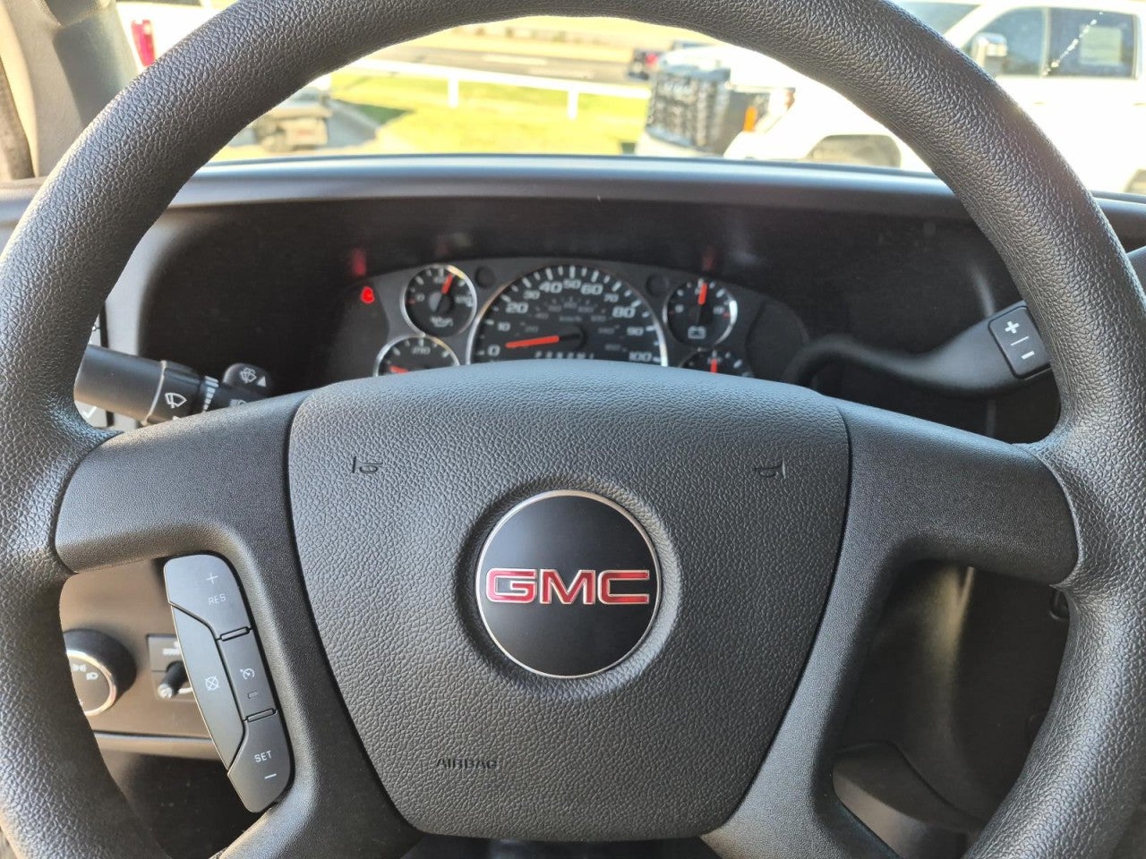 2024 GMC Savana Cargo 2500 Work Van