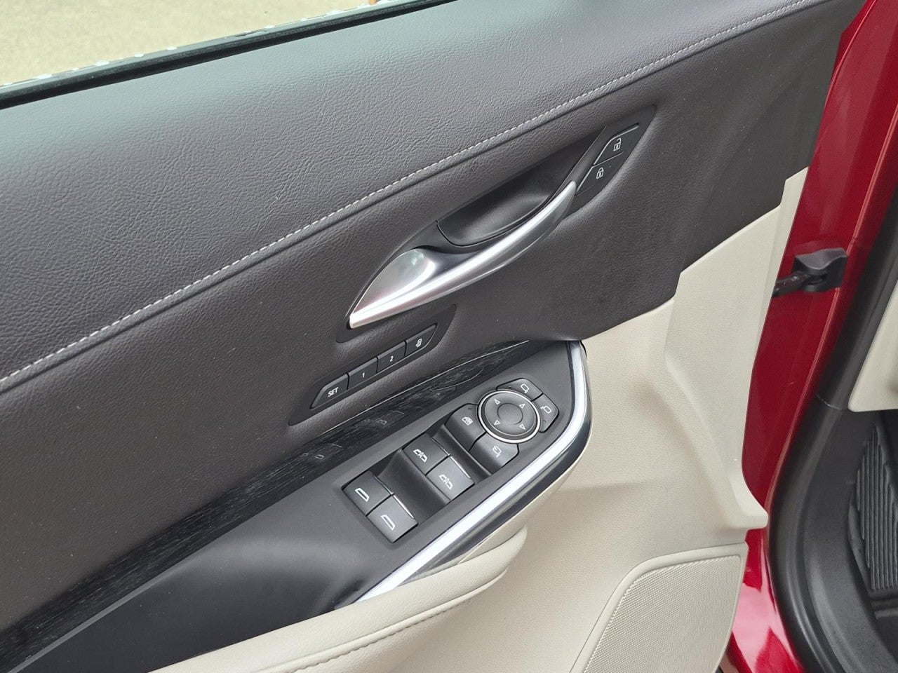 2021 Cadillac XT4 FWD Premium Luxury