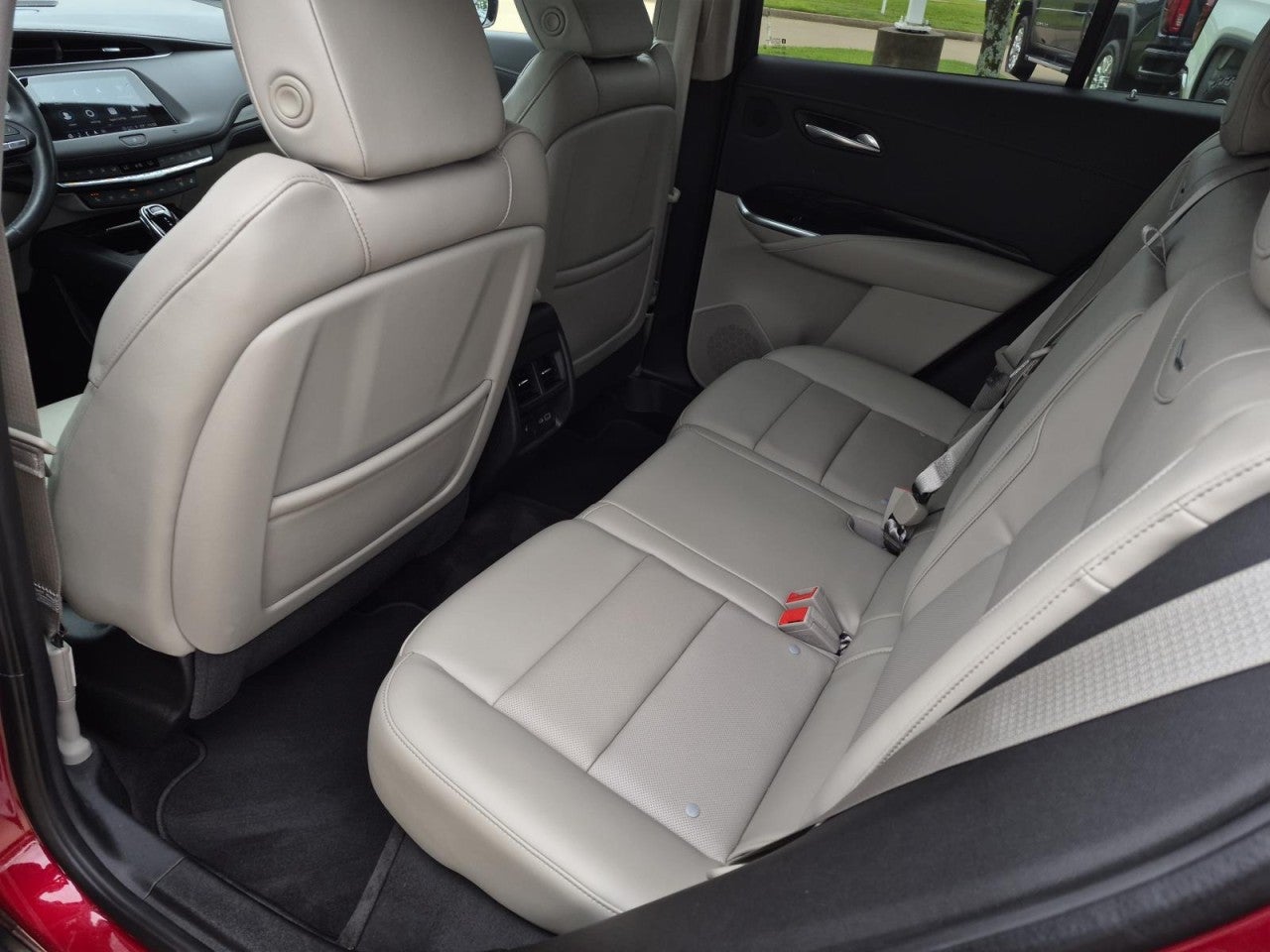 2021 Cadillac XT4 FWD Premium Luxury