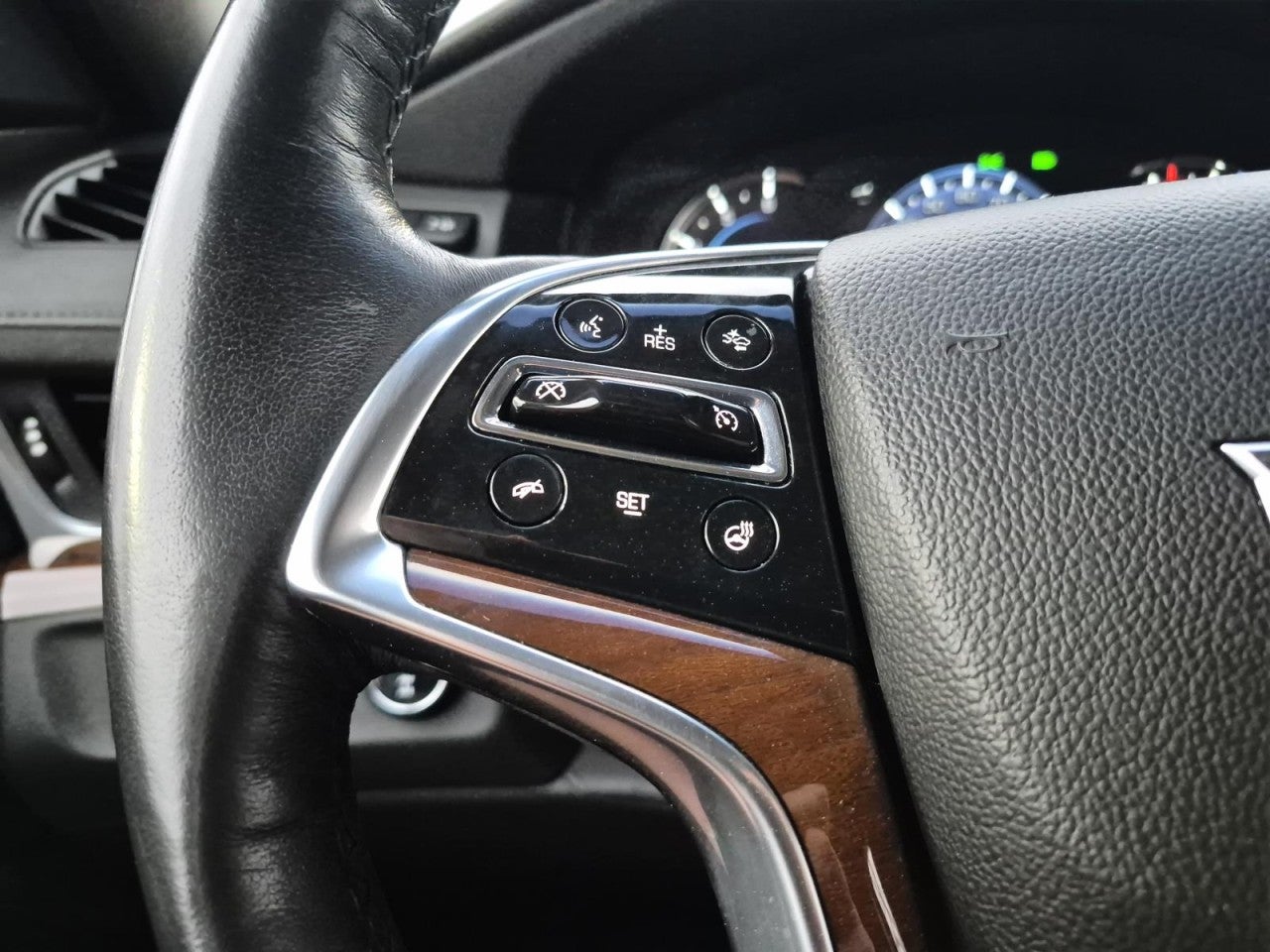 2020 Cadillac Escalade Premium Luxury