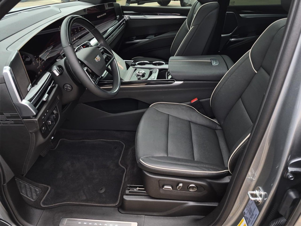 2025 Cadillac Escalade Sport