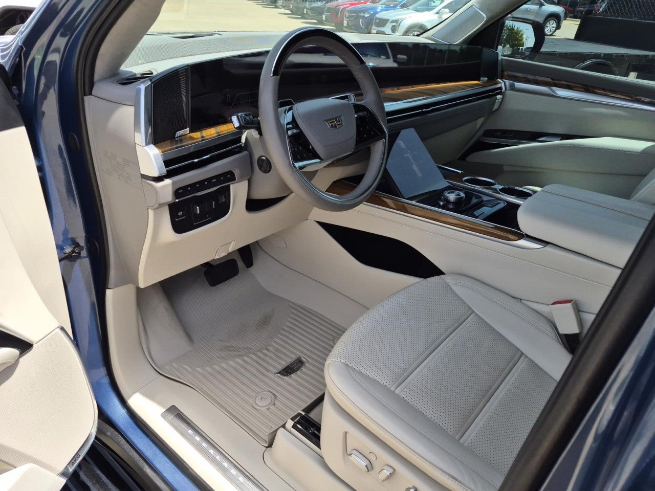 2025 Cadillac Escalade Sport Platinum
