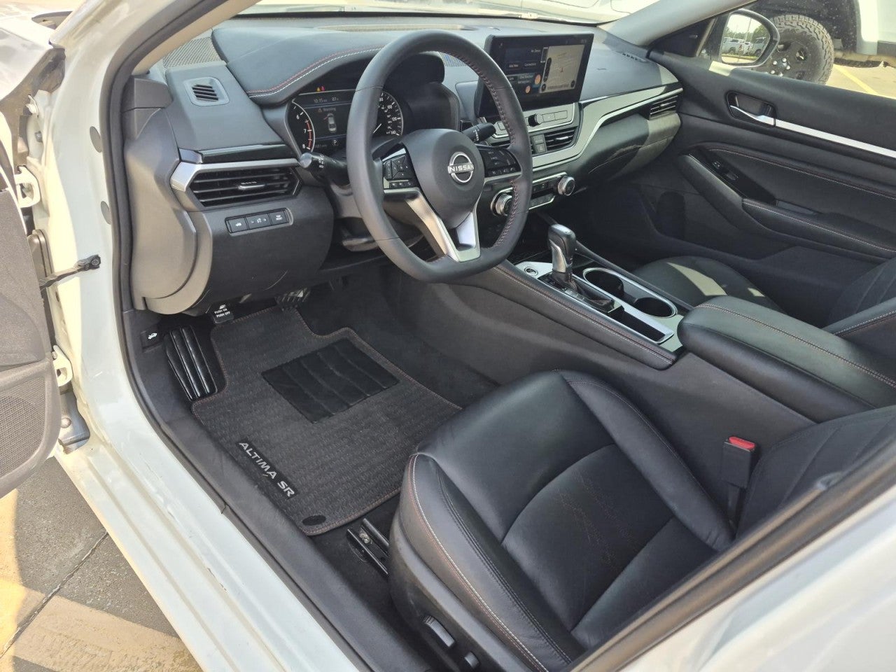 2023 Nissan Altima SR FWD