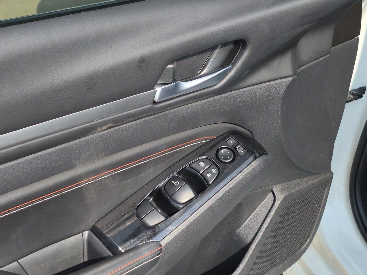 2023 Nissan Altima SR FWD