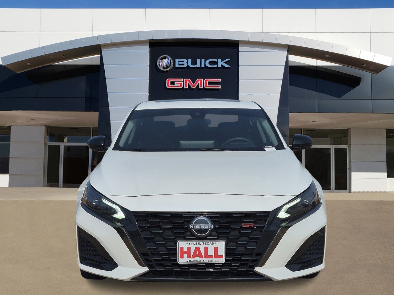2023 Nissan Altima SR FWD