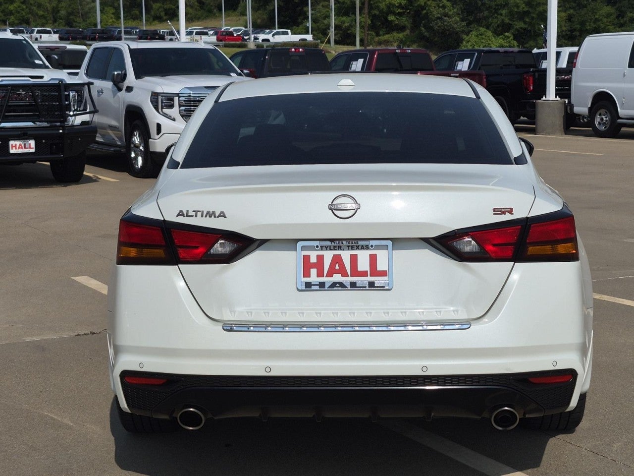 2023 Nissan Altima SR FWD