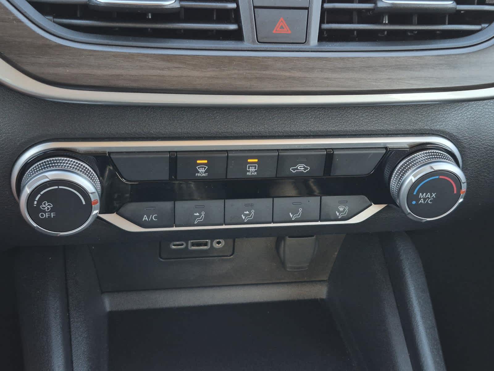 2025 Nissan Altima SV