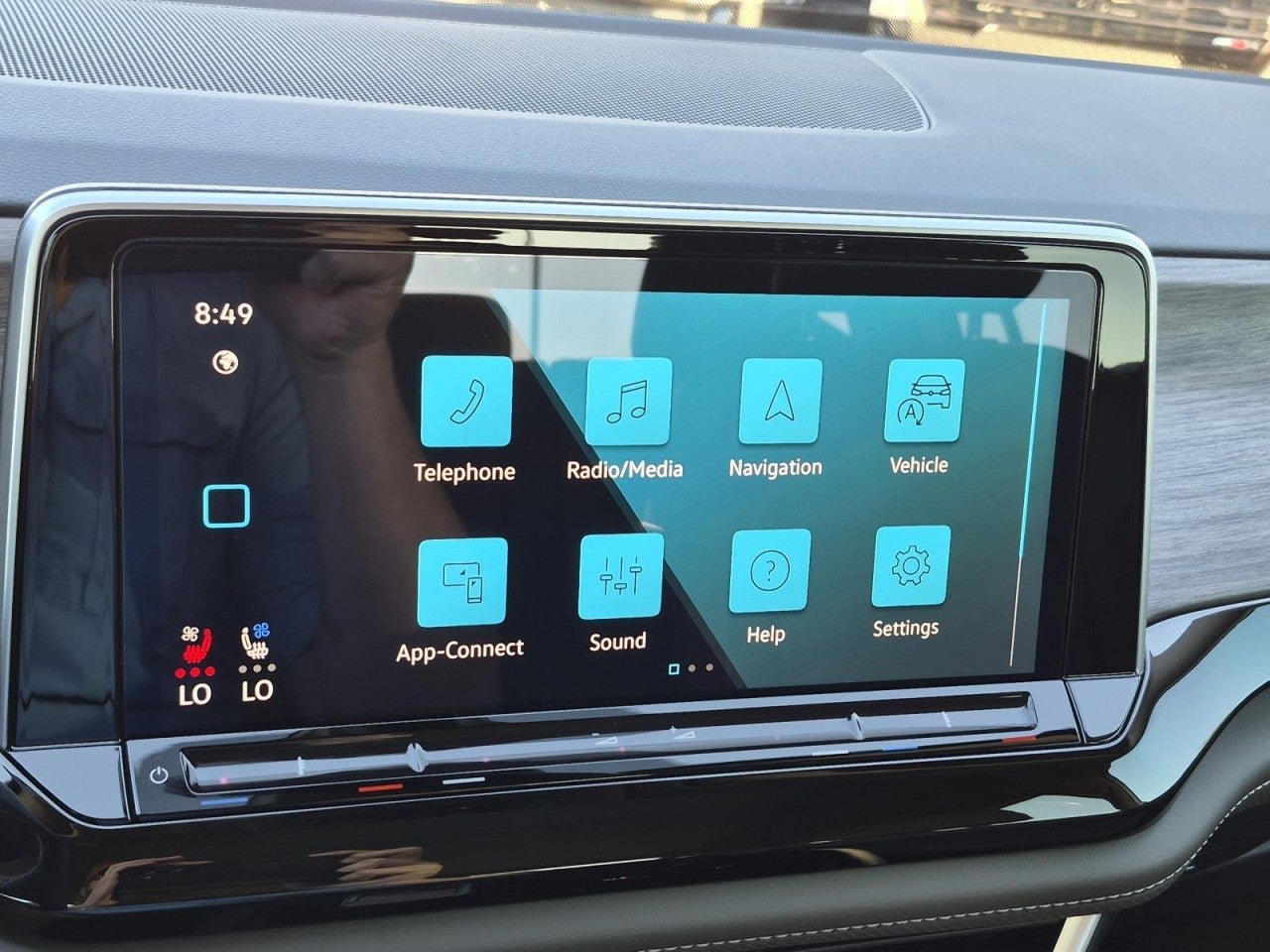 2025 Volkswagen Atlas 2.0T SEL