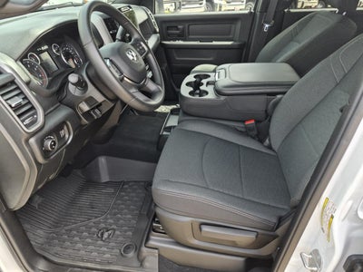 2026 RAM 2500 Black Express Crew Cab 4x4 6'4" Box