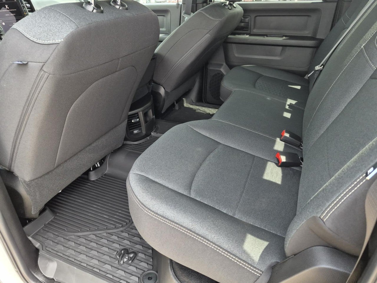 2026 RAM 2500 Black Express Crew Cab 4x4 6'4" Box