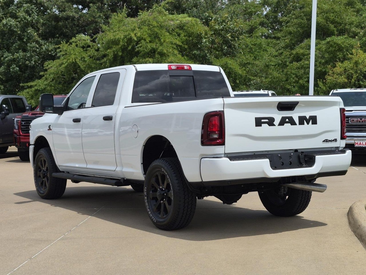 2026 RAM 2500 Black Express Crew Cab 4x4 6'4" Box