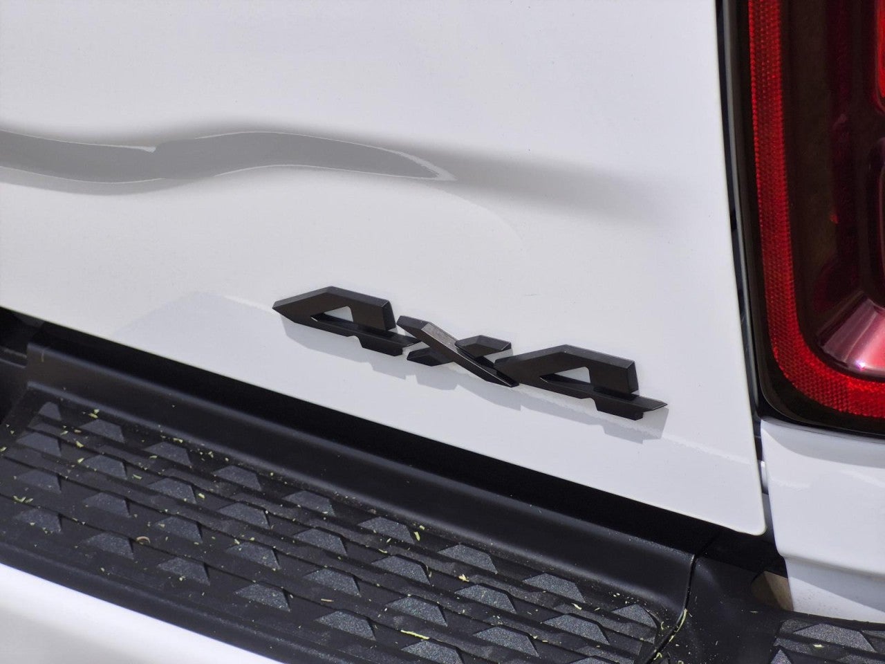 2026 RAM 2500 Black Express Crew Cab 4x4 6'4" Box