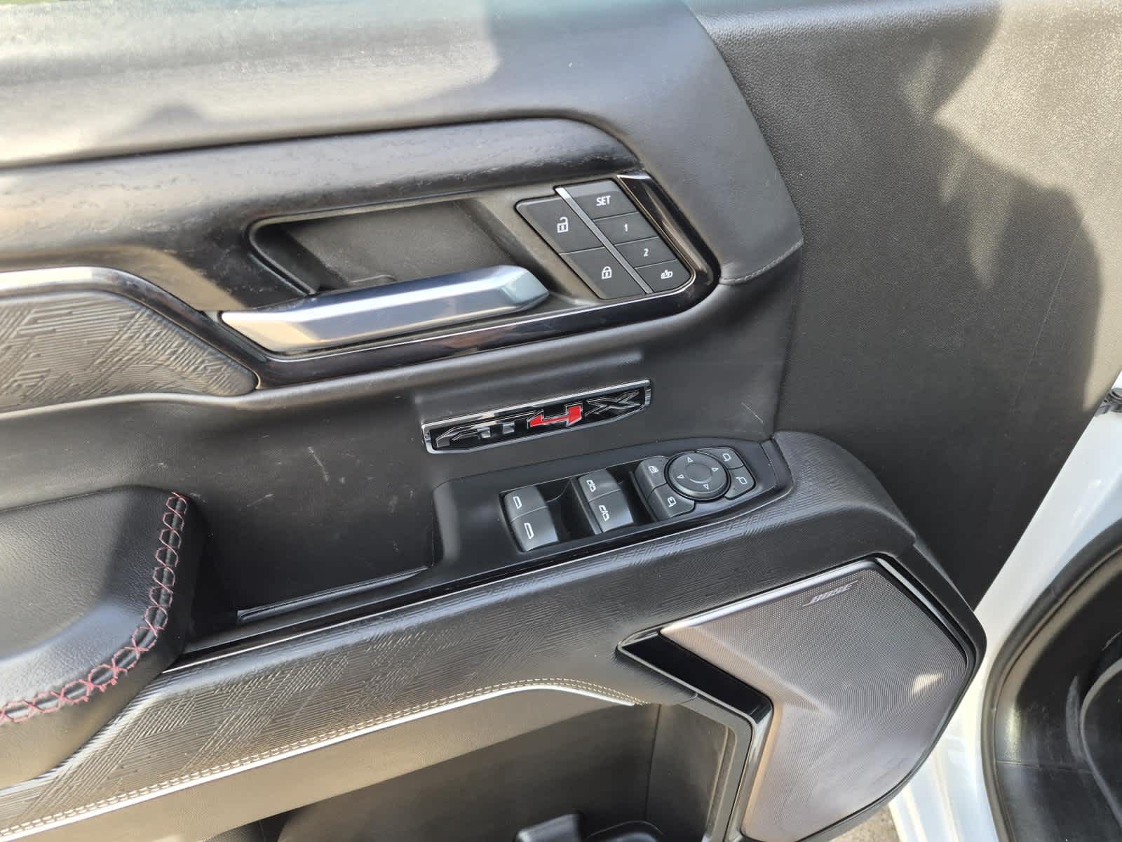 2023 GMC Sierra 1500 AT4X