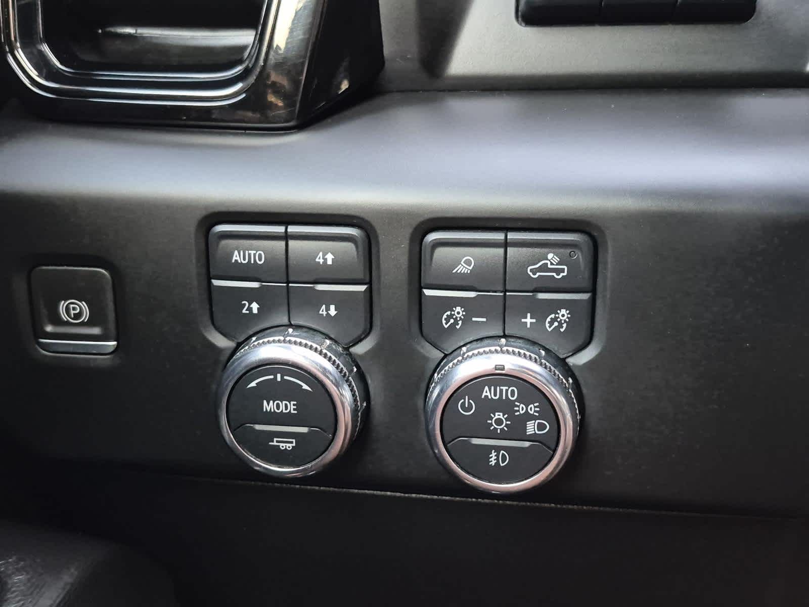 2023 GMC Sierra 1500 AT4X