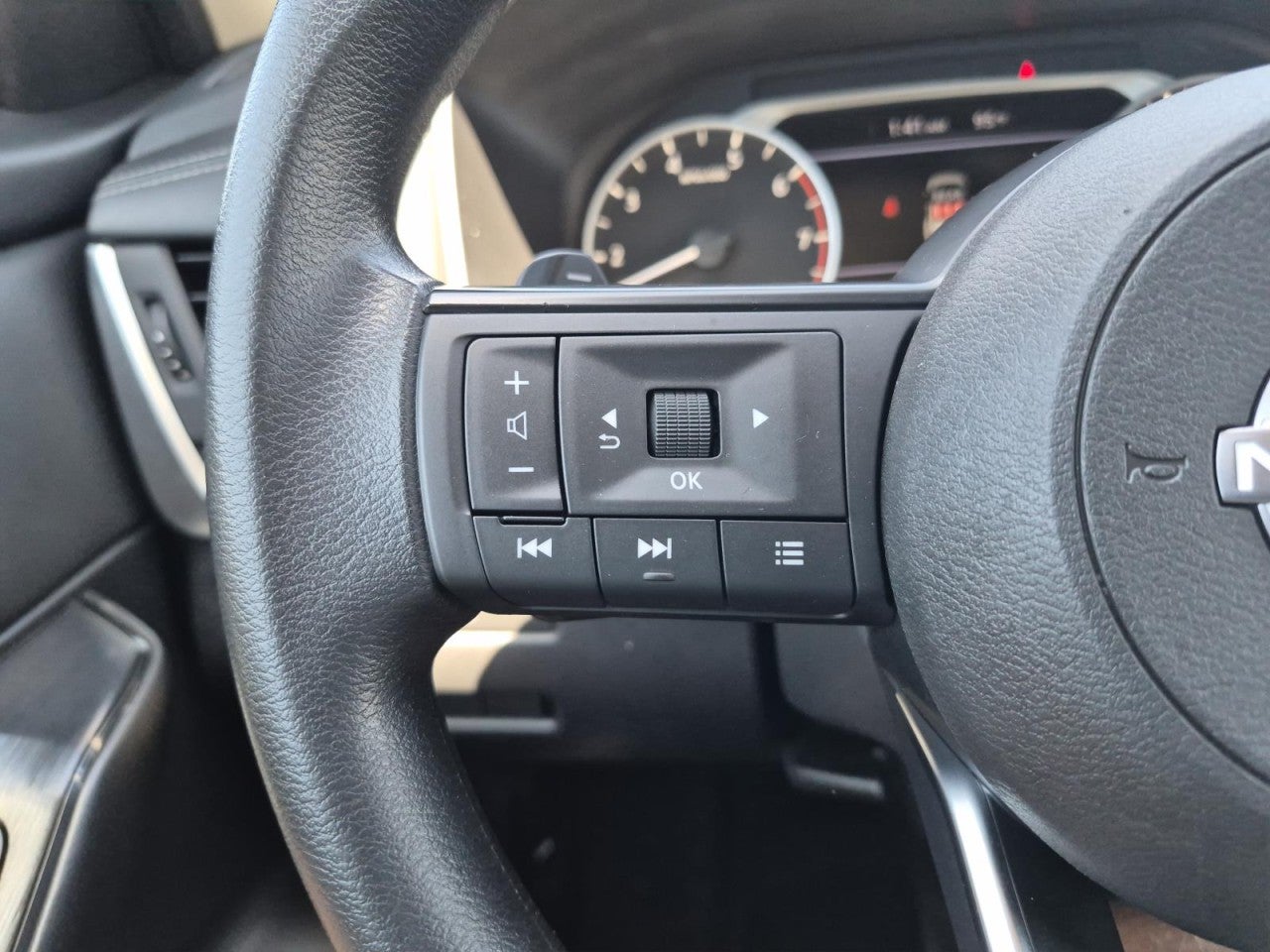 2024 Nissan Rogue S FWD