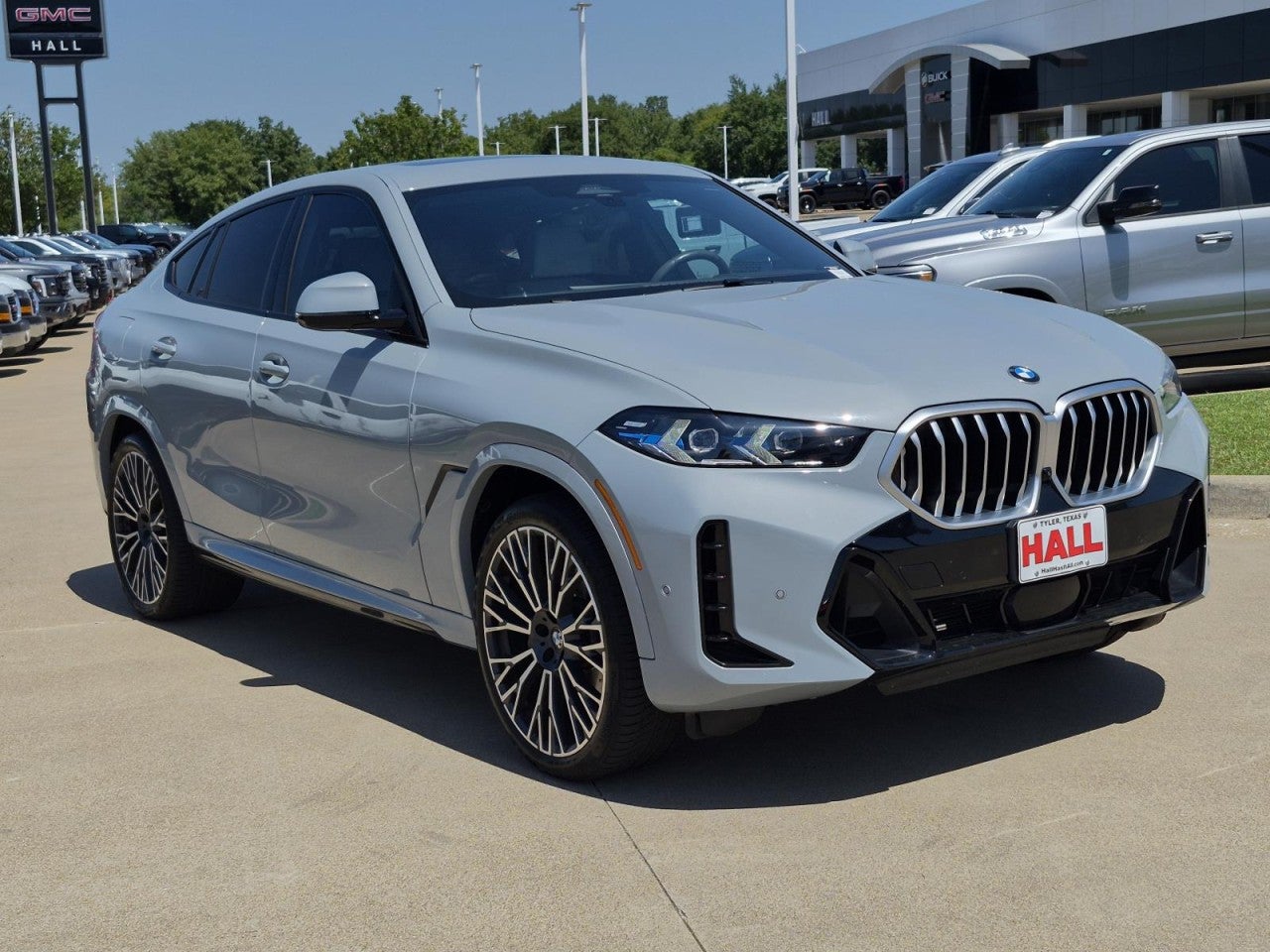 2024 BMW X6 xDrive40i