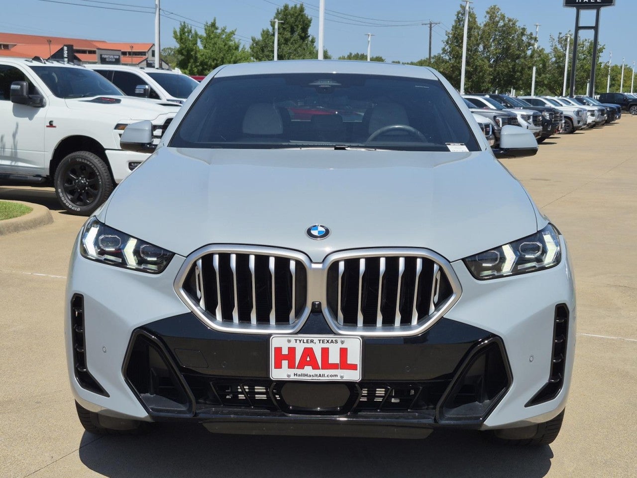 2024 BMW X6 xDrive40i
