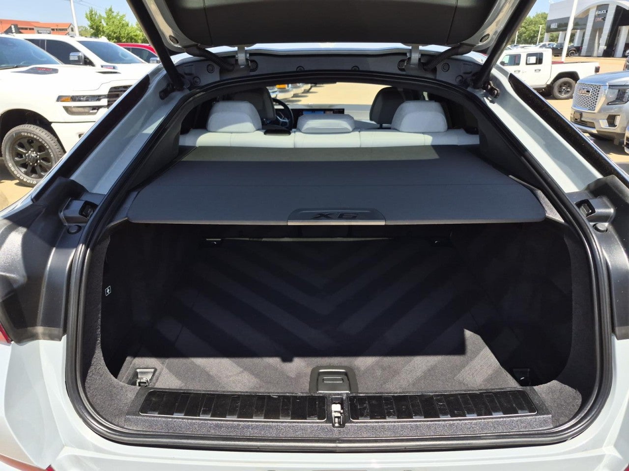 2024 BMW X6 xDrive40i