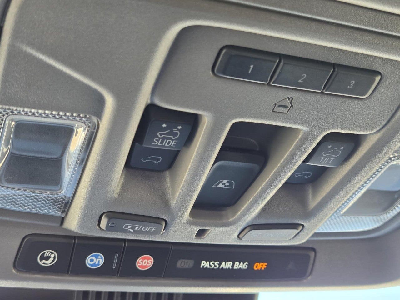 2025 Chevrolet Silverado 2500HD LTZ - Photo 24