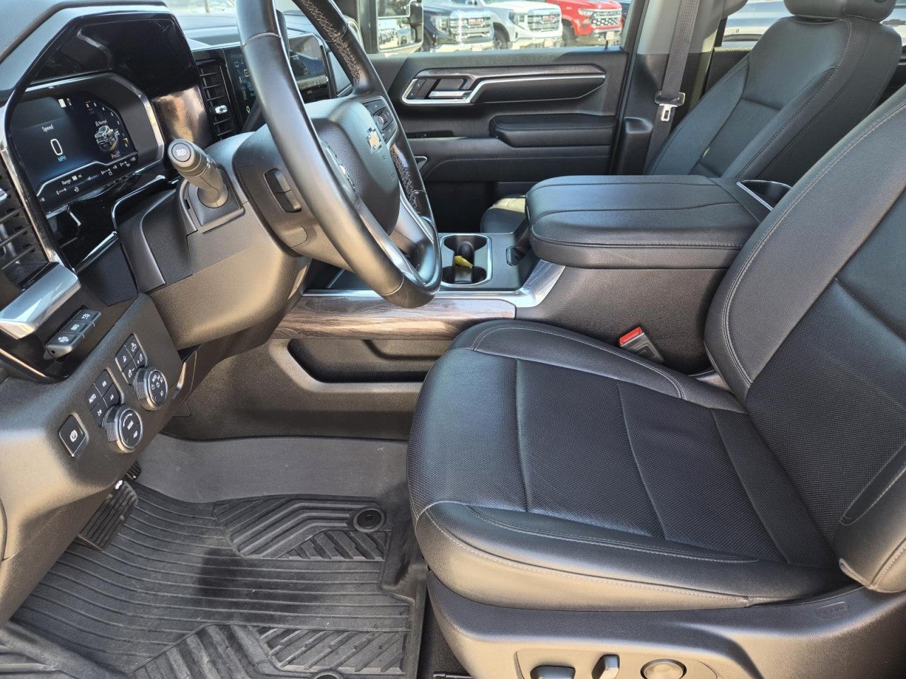 2025 Chevrolet Silverado 2500HD LTZ - Photo 25