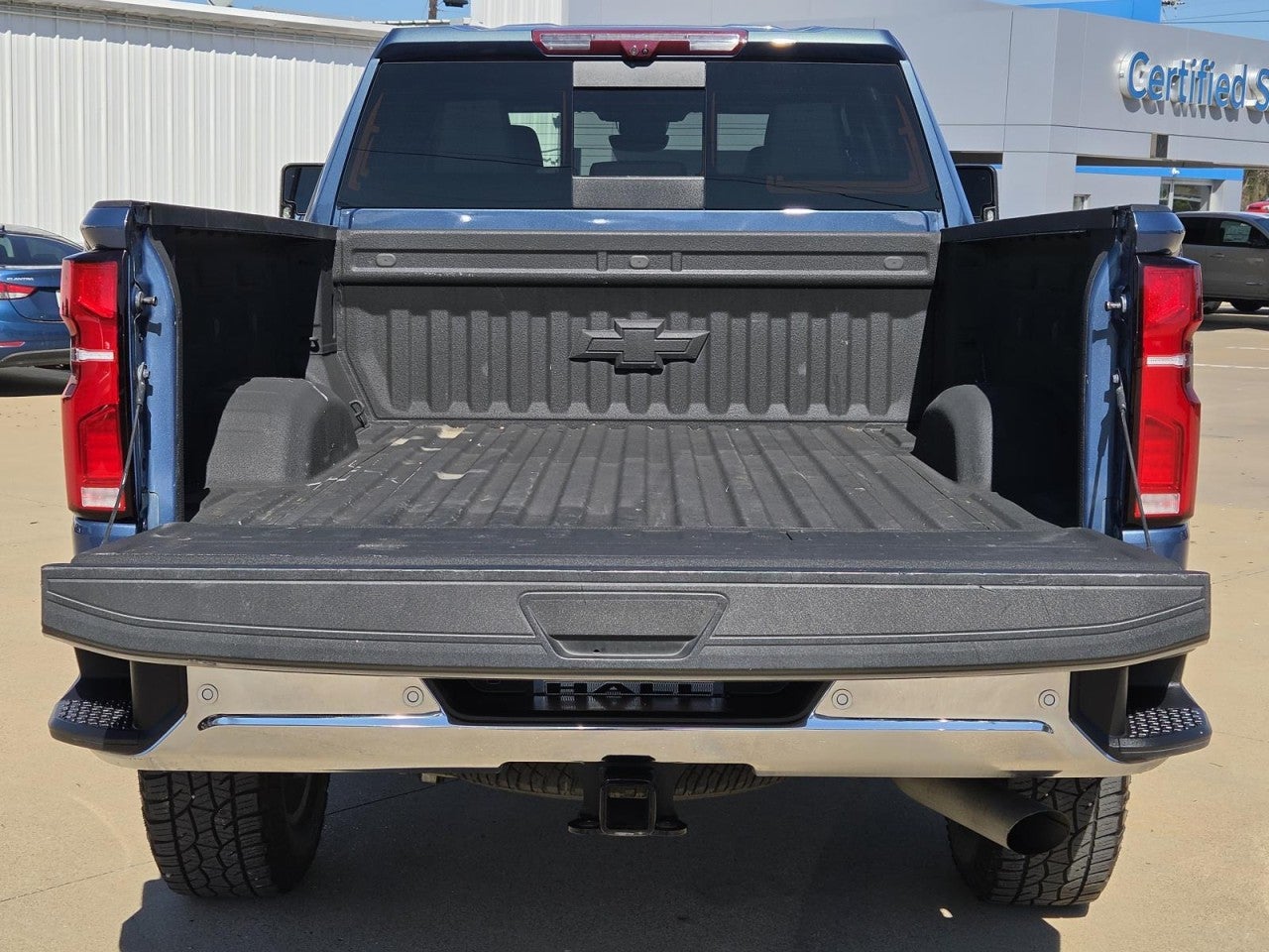 2025 Chevrolet Silverado 2500HD LTZ - Photo 9
