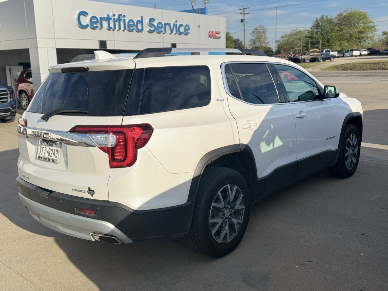 2022 GMC Acadia SLT