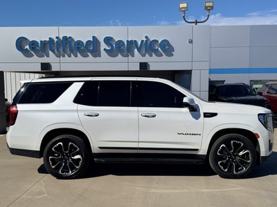 2023 GMC Yukon SLT