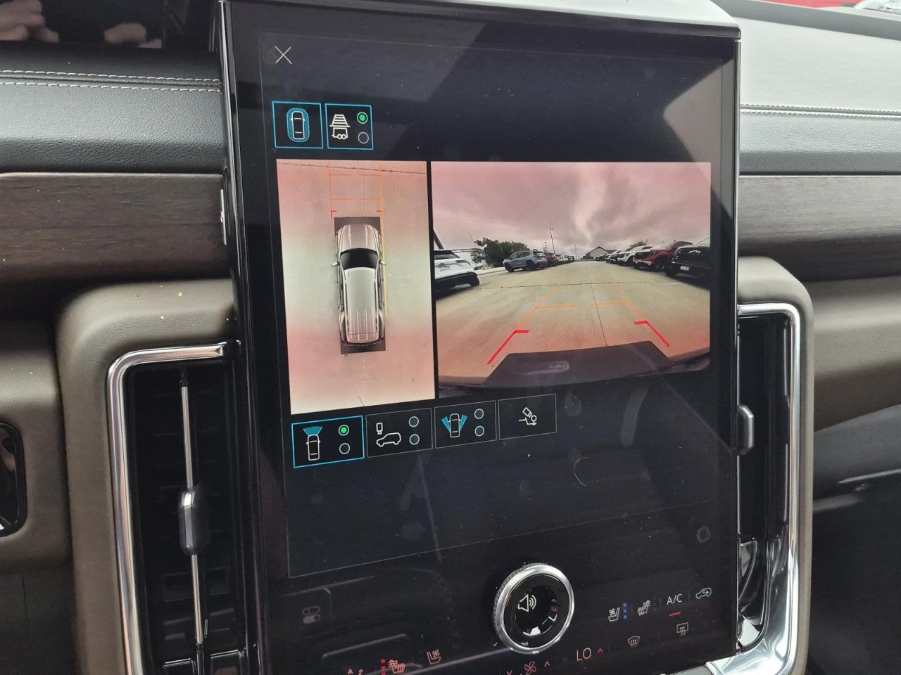 2025 GMC Yukon Denali Ultimate