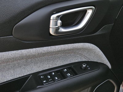 2022 Jeep Compass Latitude Lux 4x4