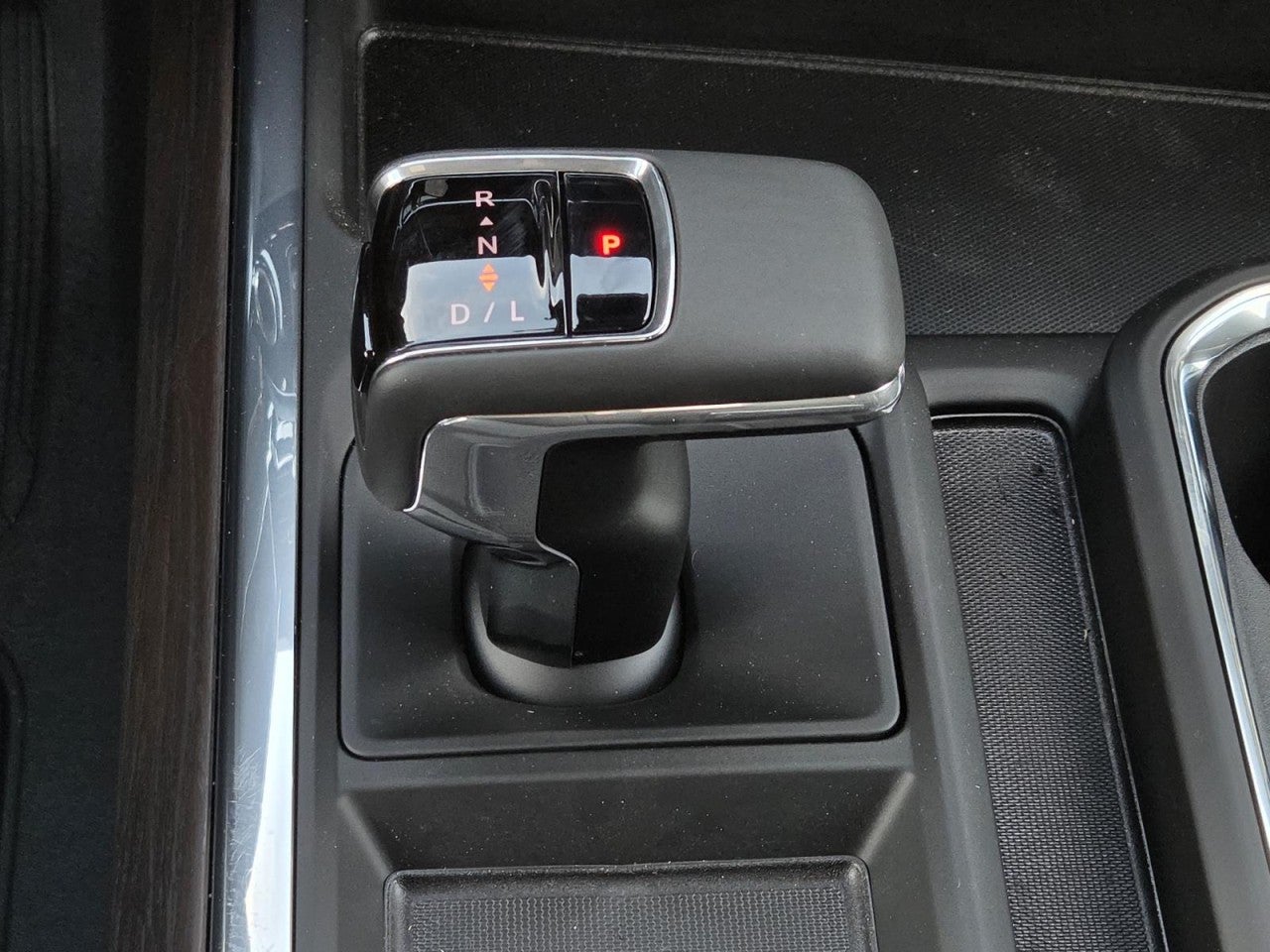 2026 GMC Sierra 1500 SLT - Photo 13