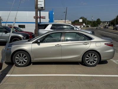 2017 Toyota Camry XLE