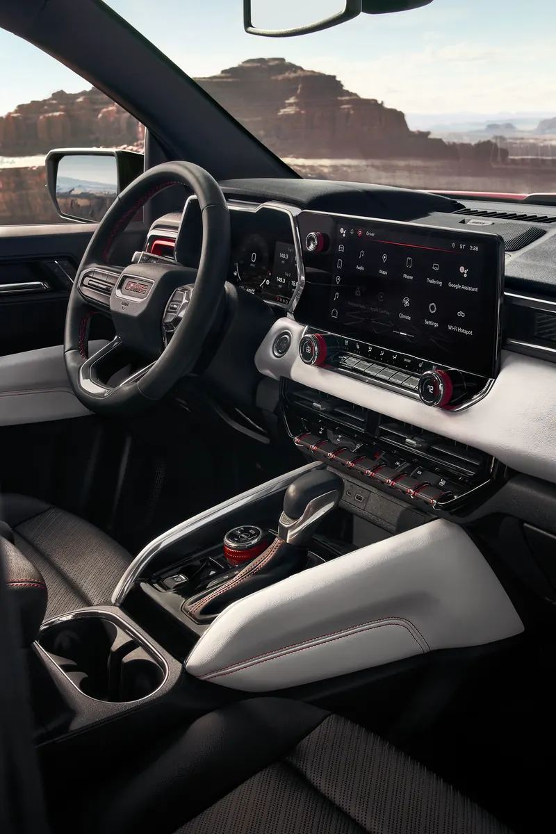 2026 GMC Canyon infotainment system at Hall GMC in Canton TX